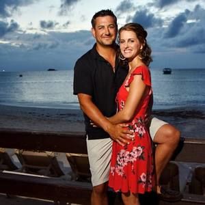 Meet your Posher, Hillary